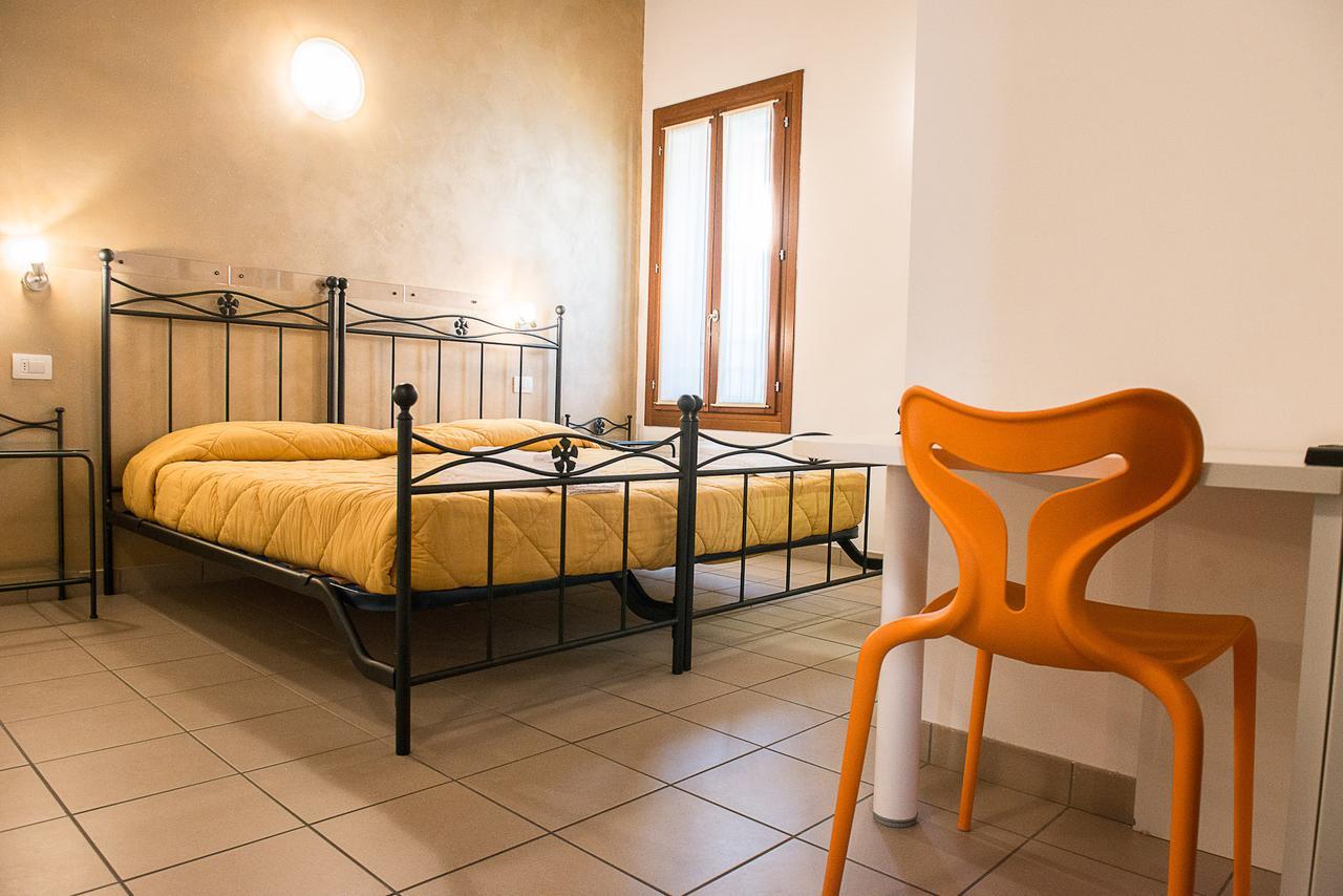 Domus Clugiae Auberge de jeunesse Chioggia