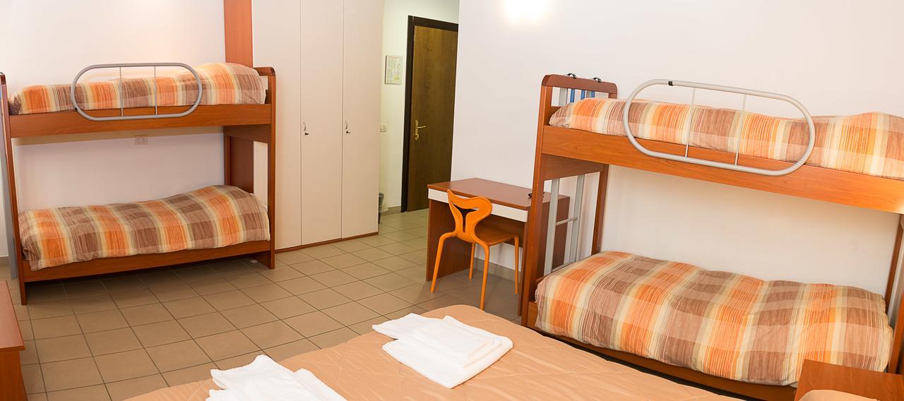 Domus Clugiae Auberge de jeunesse